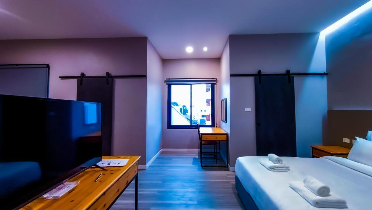 The Riva Vientiane Hotel Exterior photo