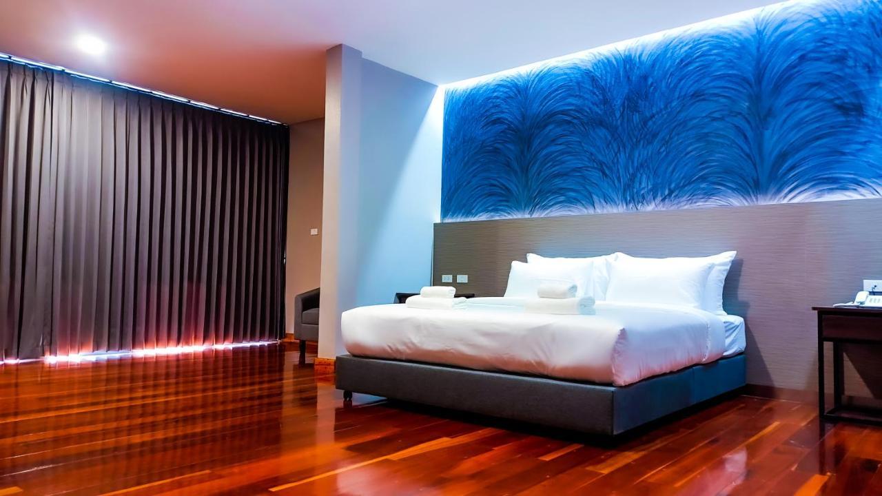 The Riva Vientiane Hotel Exterior photo